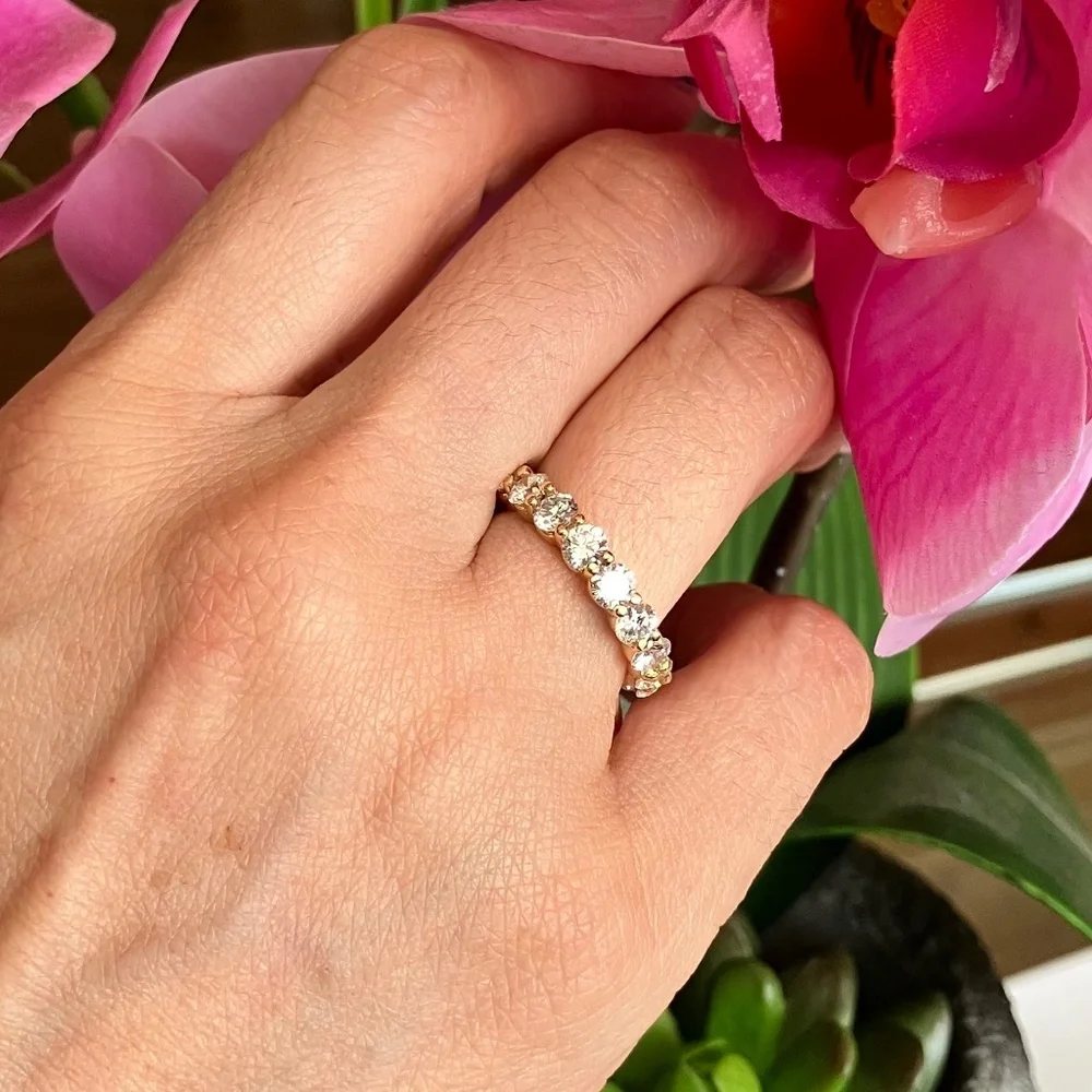 18kt Yellow Gold 3.70ct  Diamond Wedding Eternity Ring - Picture 3 of 10